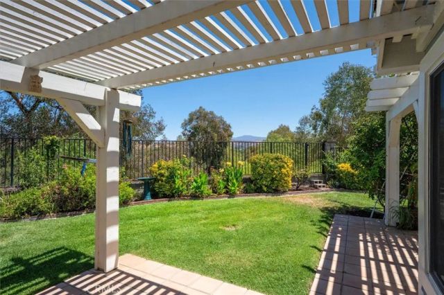26012 Lucerne Court, Valencia, CA 91355