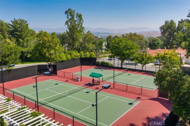 26012 Lucerne Court, Valencia, CA 91355