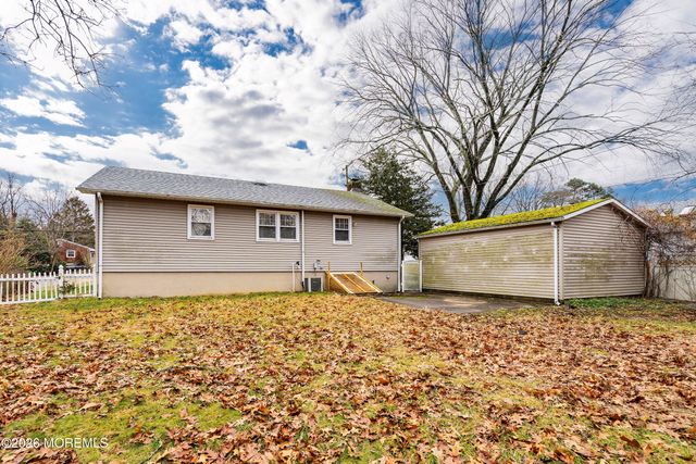 546 Princess Court, Toms River, NJ 08753