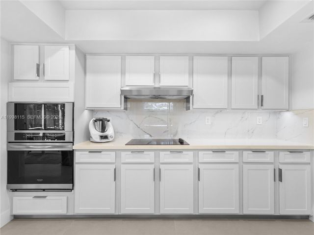 16400 SW 80th Avenue, Palmetto Bay, FL 33157
