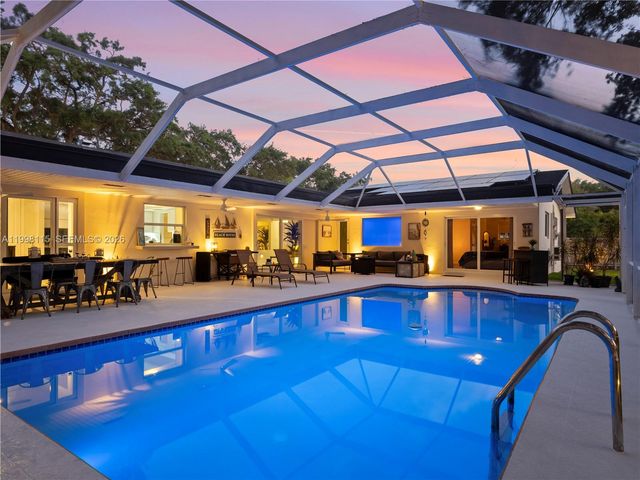 16400 SW 80th Avenue, Palmetto Bay, FL 33157