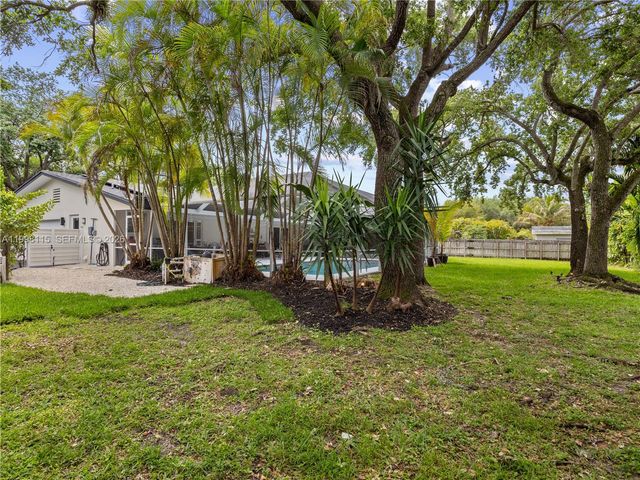 16400 SW 80th Avenue, Palmetto Bay, FL 33157