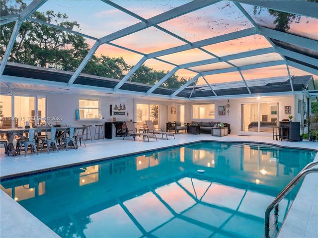 16400 SW 80th Avenue, Palmetto Bay, FL 33157