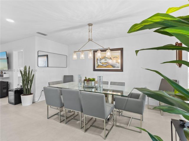 16400 SW 80th Avenue, Palmetto Bay, FL 33157