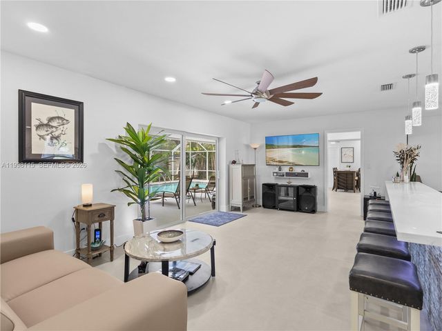 16400 SW 80th Avenue, Palmetto Bay, FL 33157