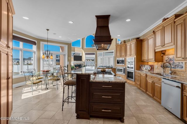 342 Aldo Drive, Toms River, NJ 08753