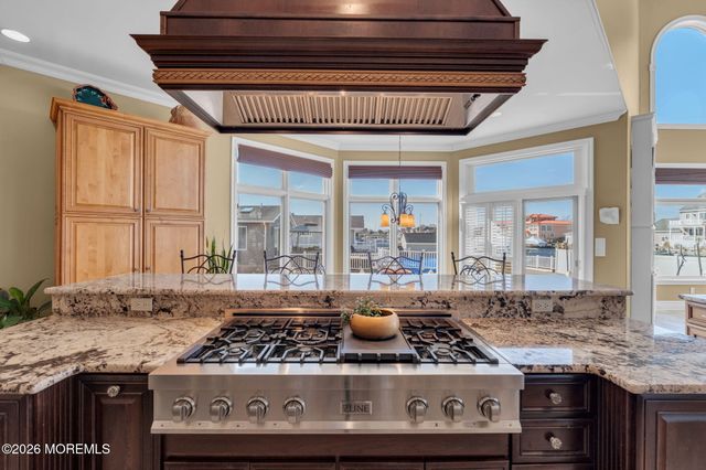 342 Aldo Drive, Toms River, NJ 08753