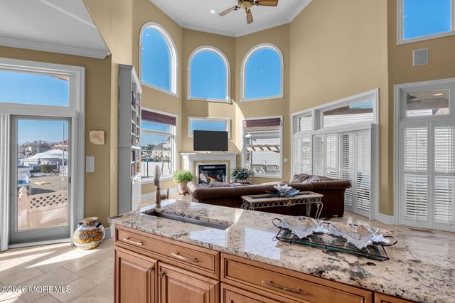 342 Aldo Drive, Toms River, NJ 08753