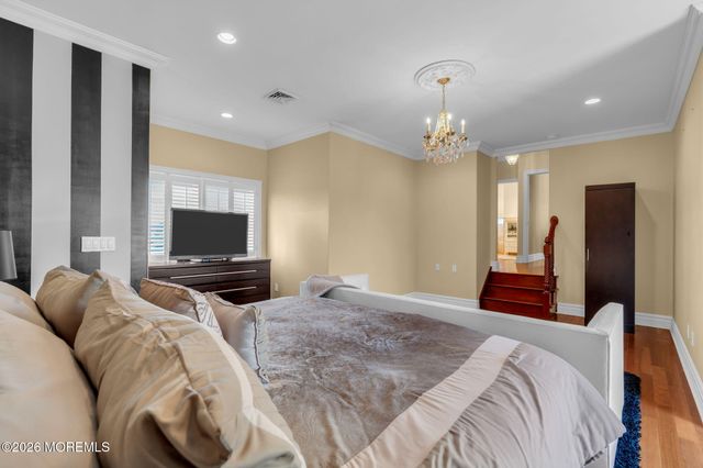 342 Aldo Drive, Toms River, NJ 08753