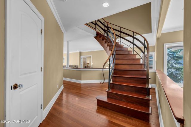 342 Aldo Drive, Toms River, NJ 08753