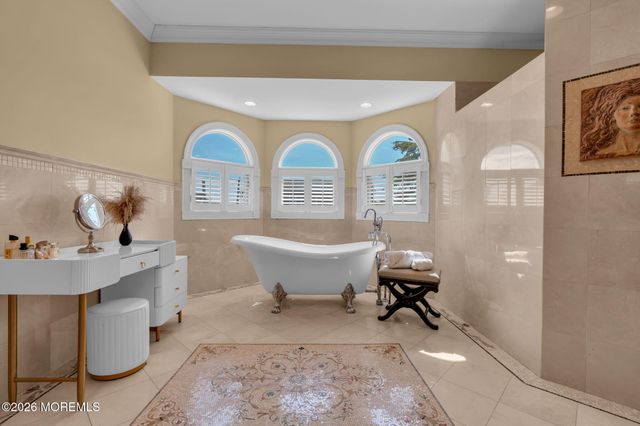 342 Aldo Drive, Toms River, NJ 08753
