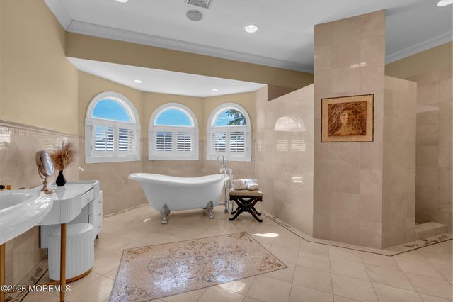 342 Aldo Drive, Toms River, NJ 08753