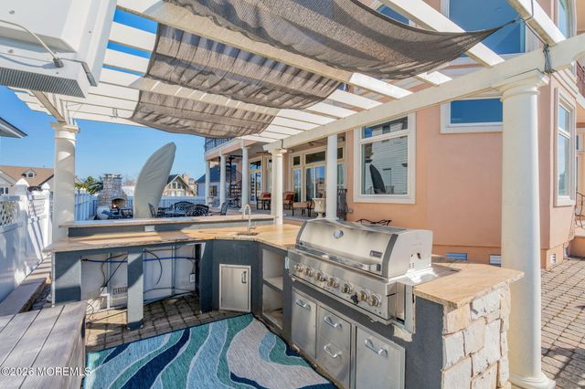 342 Aldo Drive, Toms River, NJ 08753