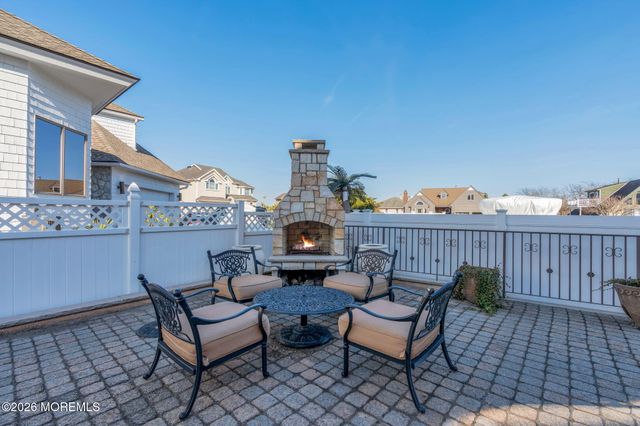 342 Aldo Drive, Toms River, NJ 08753