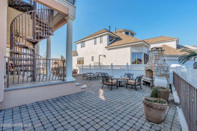 342 Aldo Drive, Toms River, NJ 08753