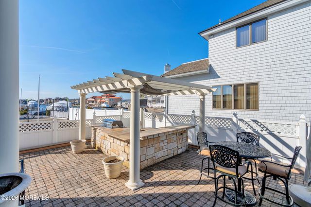 342 Aldo Drive, Toms River, NJ 08753