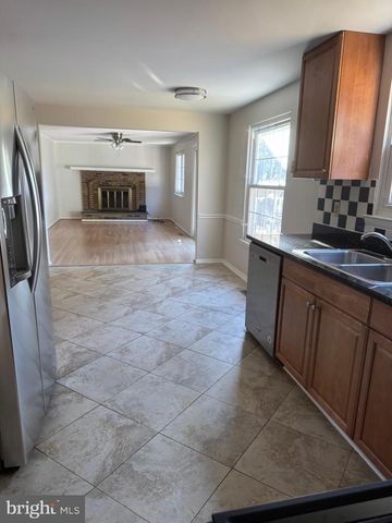 7532 BUENA VISTA TER, Rockville, MD 20855