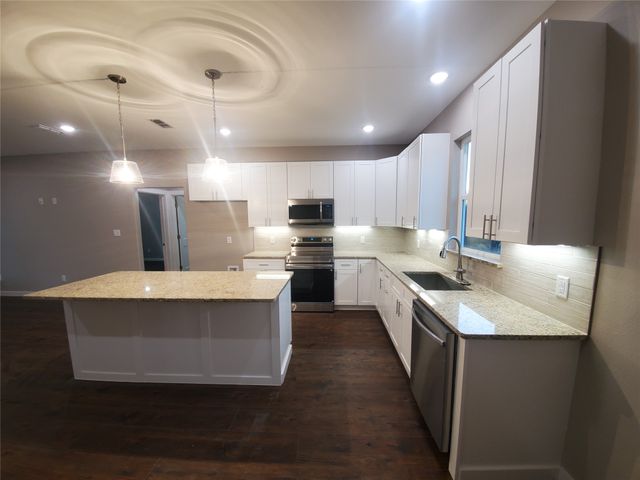 1156 RS County Road 1140, Emory, TX 75440