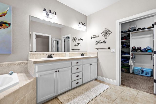 22540 Brady Court, Red Bluff, CA 96080
