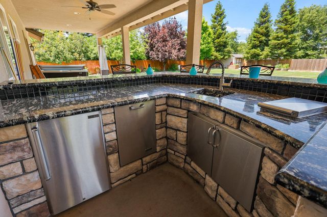 22540 Brady Court, Red Bluff, CA 96080