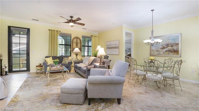 9066 Albion LN N 5104, Naples, FL 34113