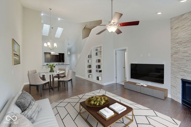 9733 Windy Lane 103, Fishers, IN 46037