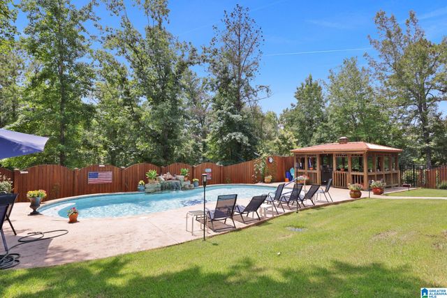 116 CLIFF ROAD, Sterrett, AL 35147