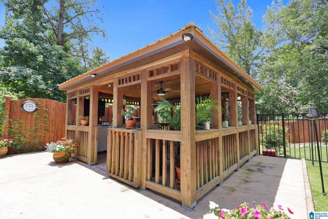 116 CLIFF ROAD, Sterrett, AL 35147
