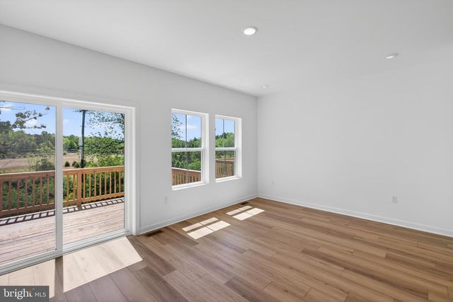 73 BASSWOOD, Berlin, NJ 08009
