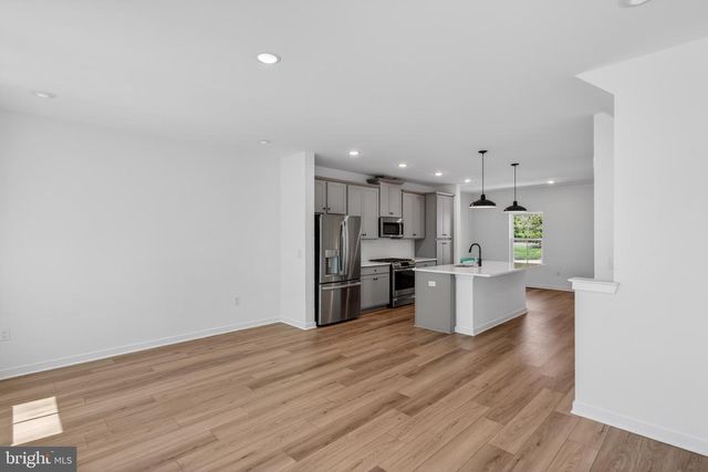 73 BASSWOOD, Berlin, NJ 08009
