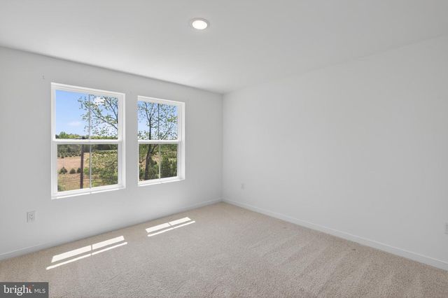 73 BASSWOOD, Berlin, NJ 08009