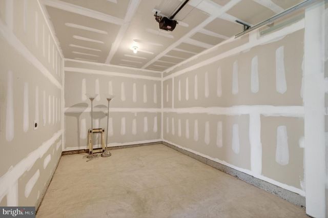 73 BASSWOOD, Berlin, NJ 08009