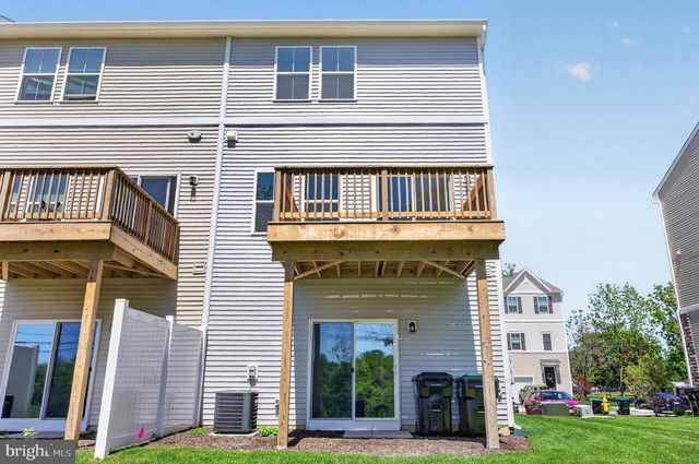 73 BASSWOOD, Berlin, NJ 08009