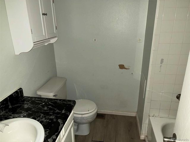 17670 E Loyola Drive B, Aurora, CO 80013