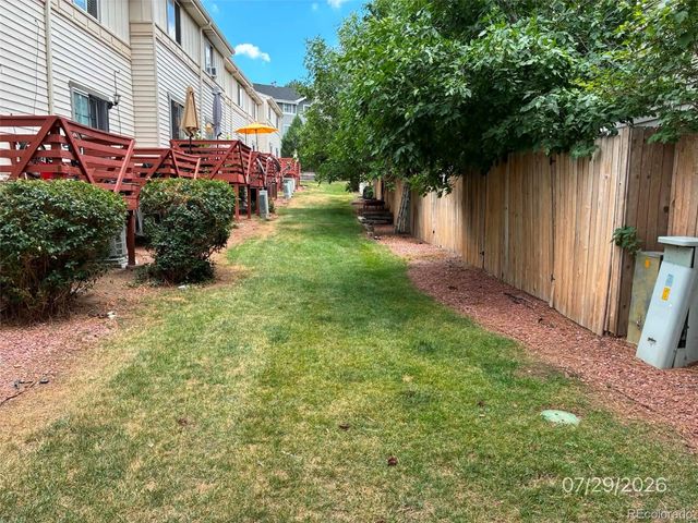 17670 E Loyola Drive B, Aurora, CO 80013