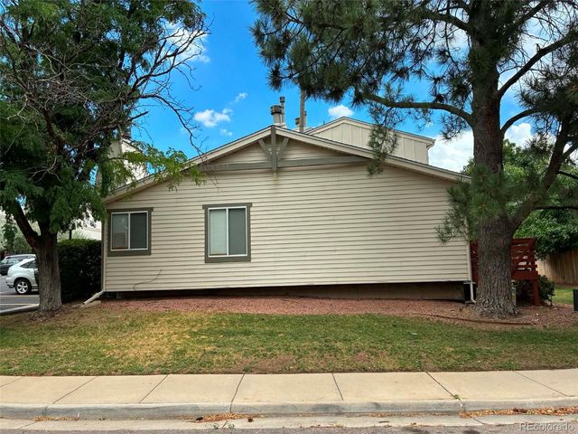 17670 E Loyola Drive B, Aurora, CO 80013