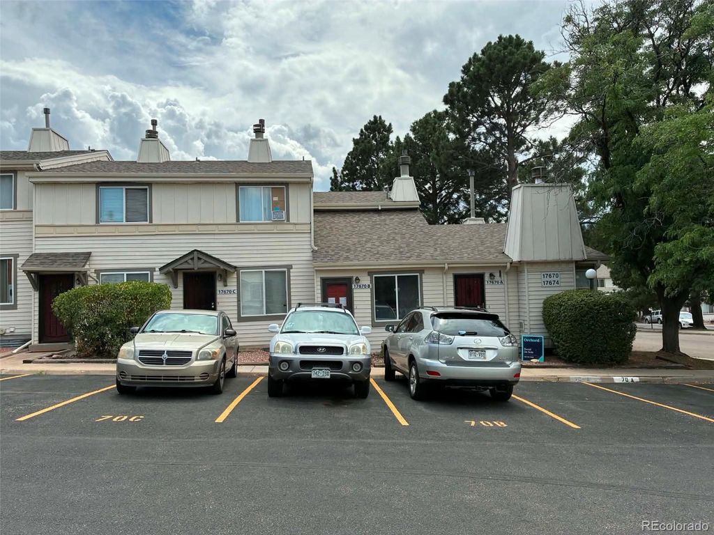 17670 E Loyola Drive B, Aurora, CO 80013