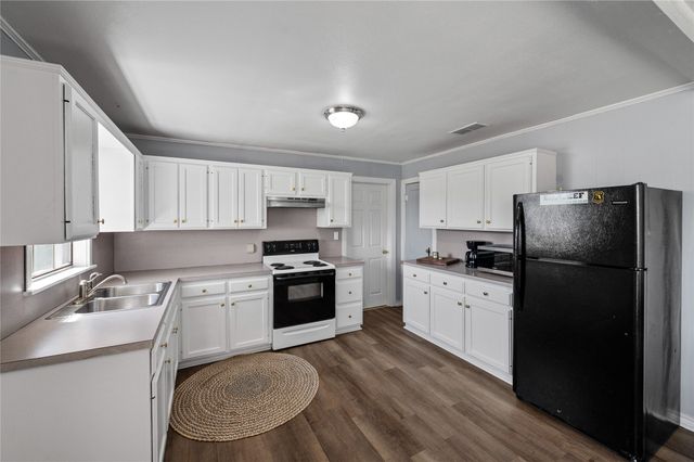 813 N Winnsboro Street, Quitman, TX 75783