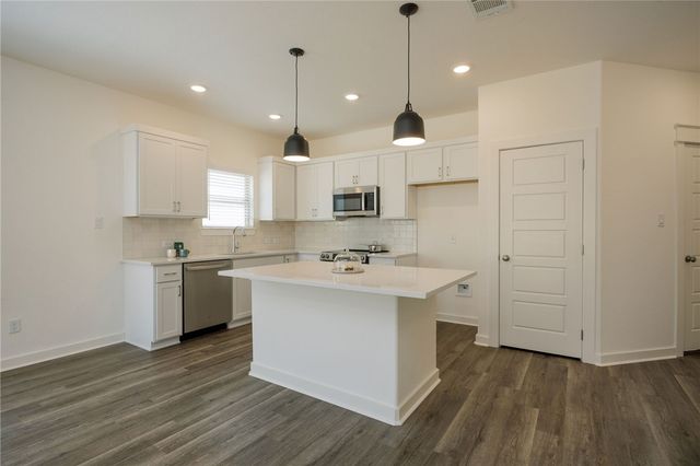 2774 Messenger Way, Bryan, TX 77803