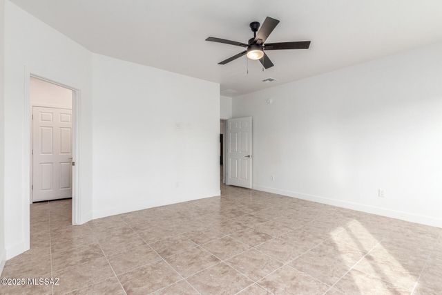 12636 N Hendricks Drive, Marana, AZ 85653