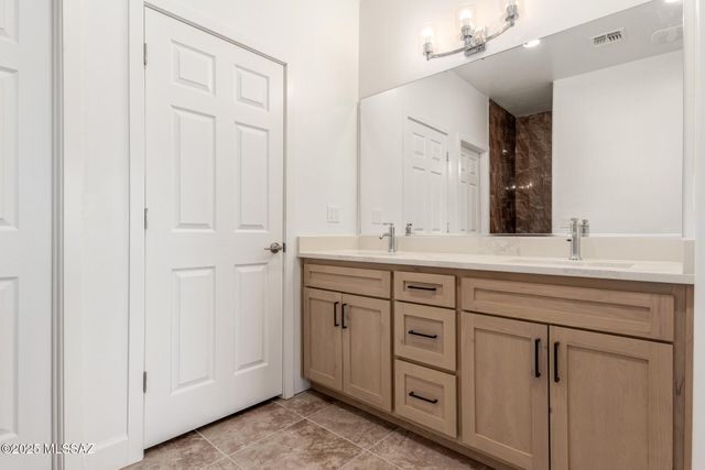 12636 N Hendricks Drive, Marana, AZ 85653