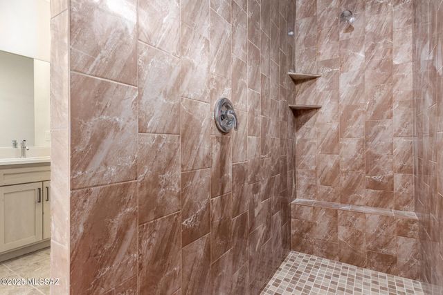12636 N Hendricks Drive, Marana, AZ 85653