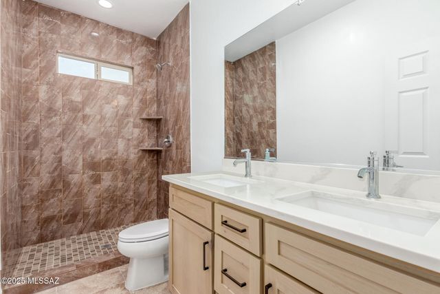 12636 N Hendricks Drive, Marana, AZ 85653