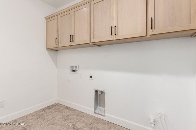 12636 N Hendricks Drive, Marana, AZ 85653