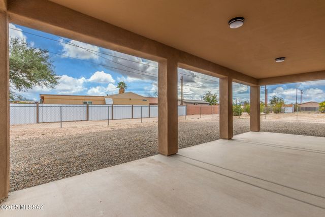 12636 N Hendricks Drive, Marana, AZ 85653