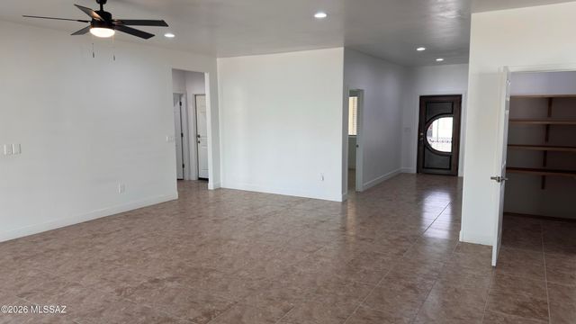 12636 N Hendricks Drive, Marana, AZ 85653