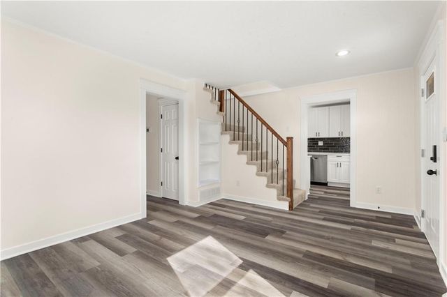 2320 S Vermont Avenue, Independence, MO 64052