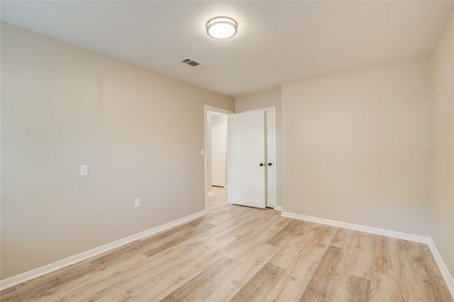 222 Ridgewood Drive, Spring, TX 77386