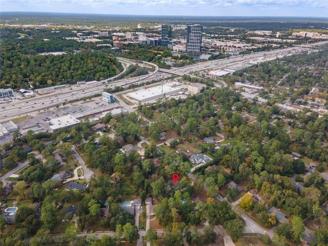 222 Ridgewood Drive, Spring, TX 77386