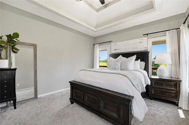 24407 Woodland Circle, Lee's Summit, MO 64086